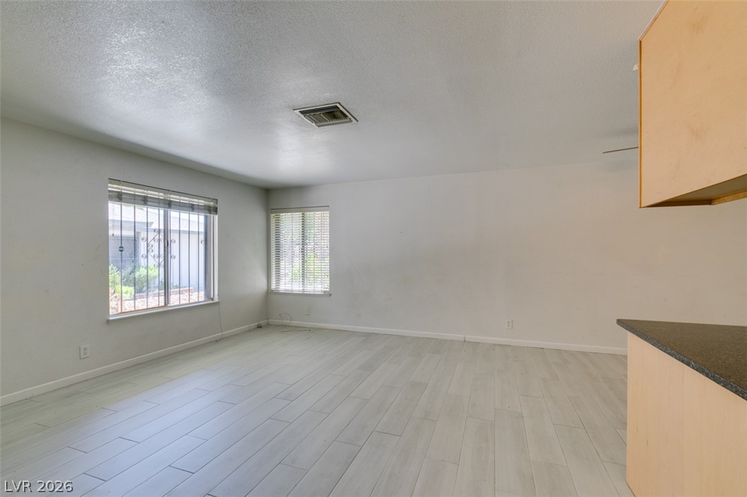 1486 Elizabeth Avenue 2 Property Photo 7