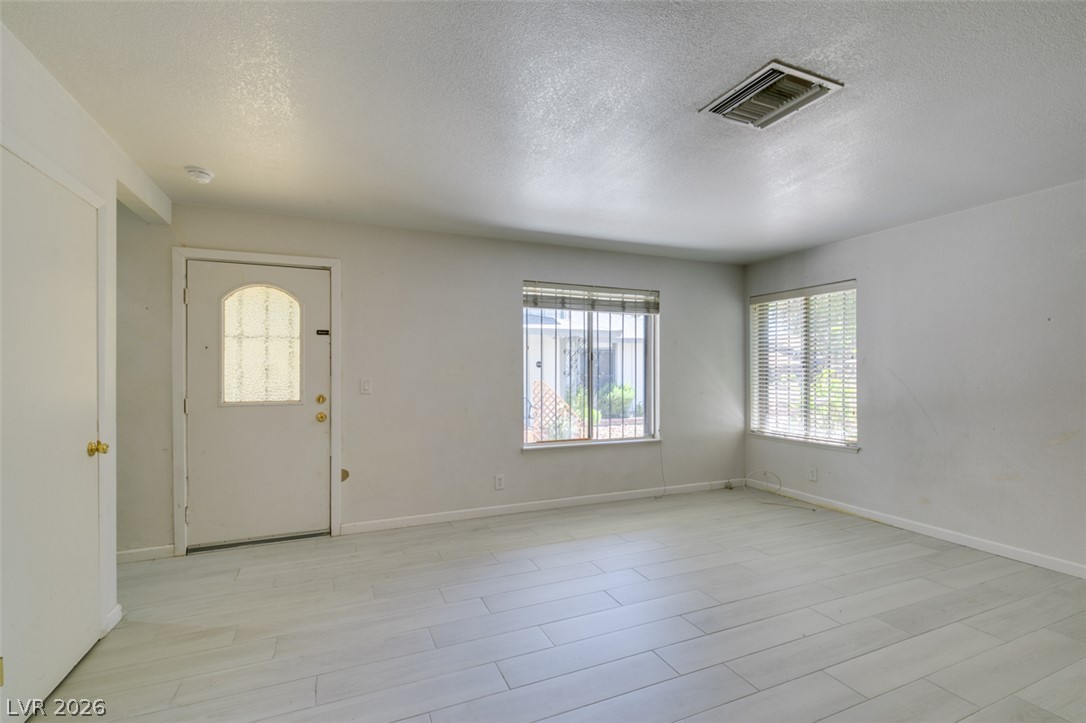 1486 Elizabeth Avenue 2 Property Photo 8
