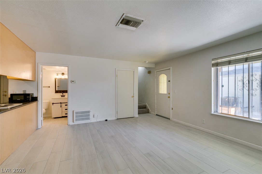 1486 Elizabeth Avenue 2 Property Photo 10