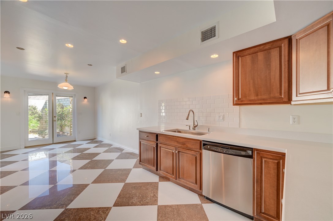 8716 Nautical Bay Lane Property Photo 11