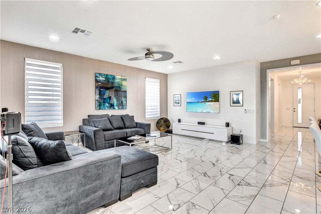 2720 Free Formed Court Property Photo 15