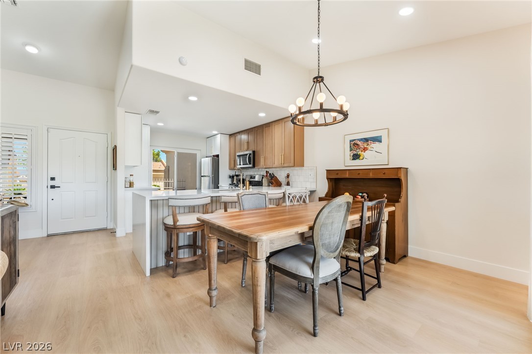 9369 Villa Ridge Drive Property Photo 11