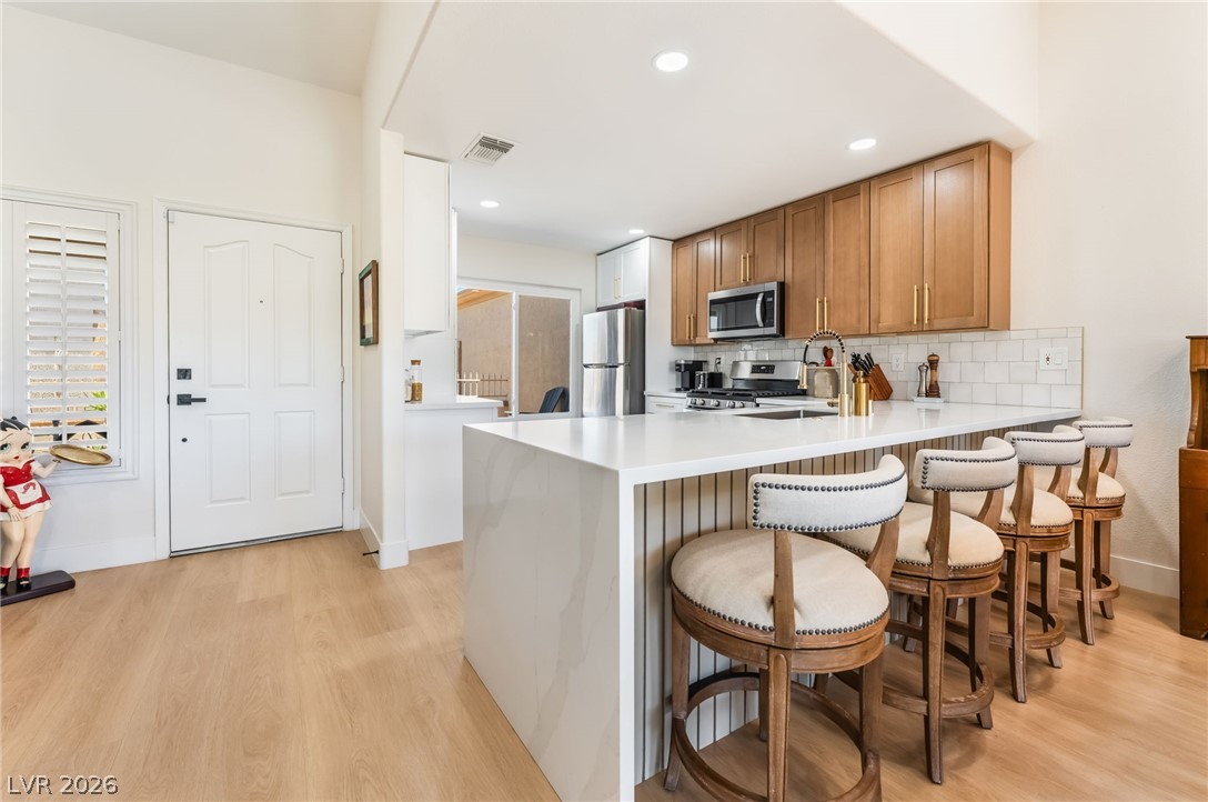 9369 Villa Ridge Drive Property Photo 13