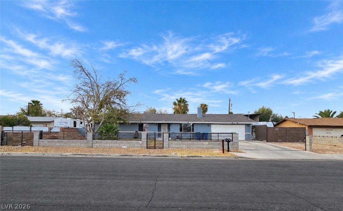 4870 East Colorado Avenue Property Photo 1