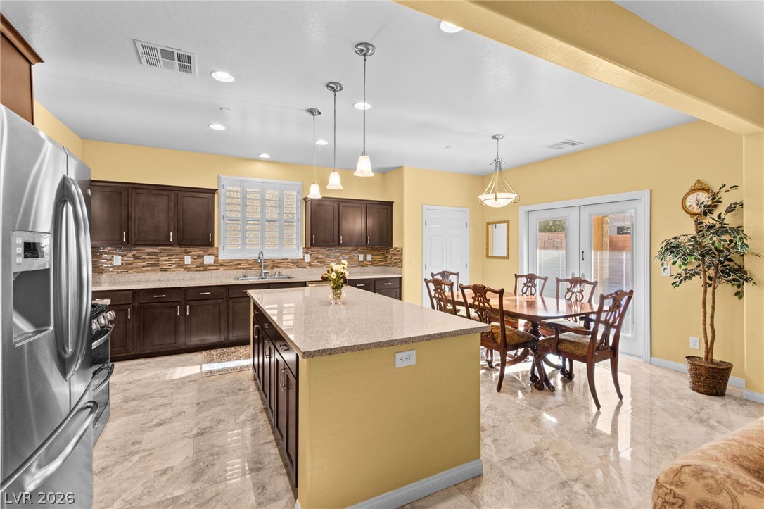 931 Via Del Campo Property Photo 12
