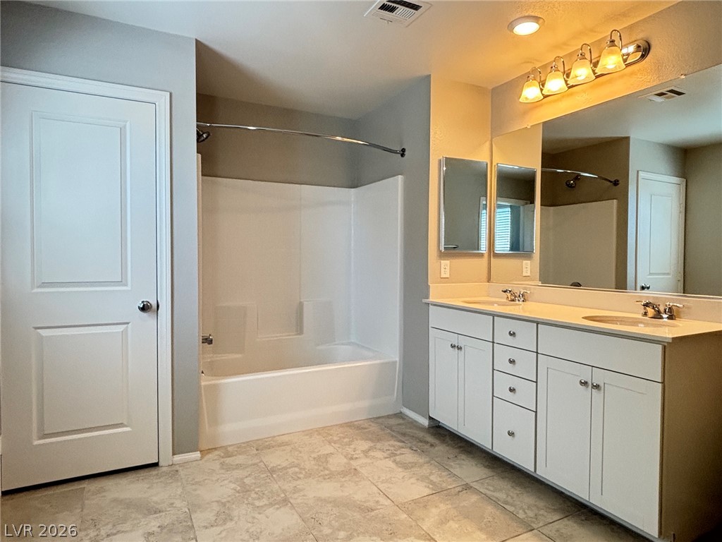 2850 Alenga Street Property Photo 17