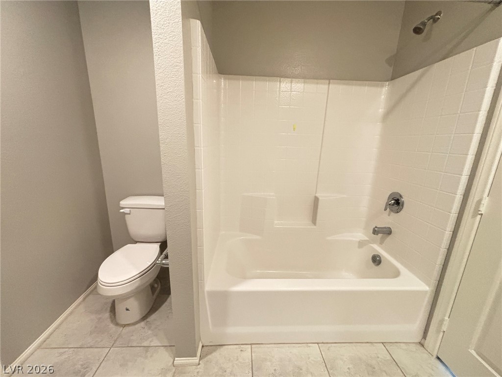2850 Alenga Street Property Photo 22