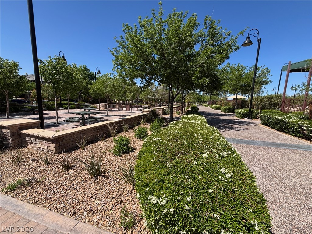 2850 Alenga Street Property Photo 30