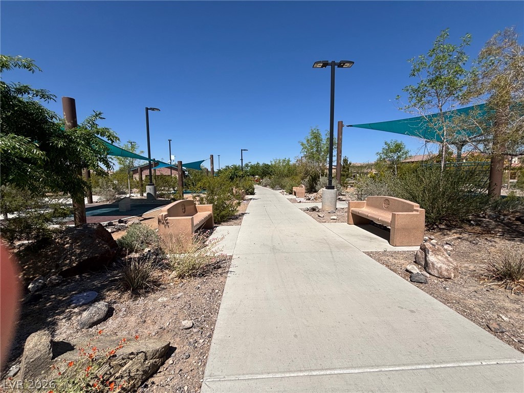 2850 Alenga Street Property Photo 32