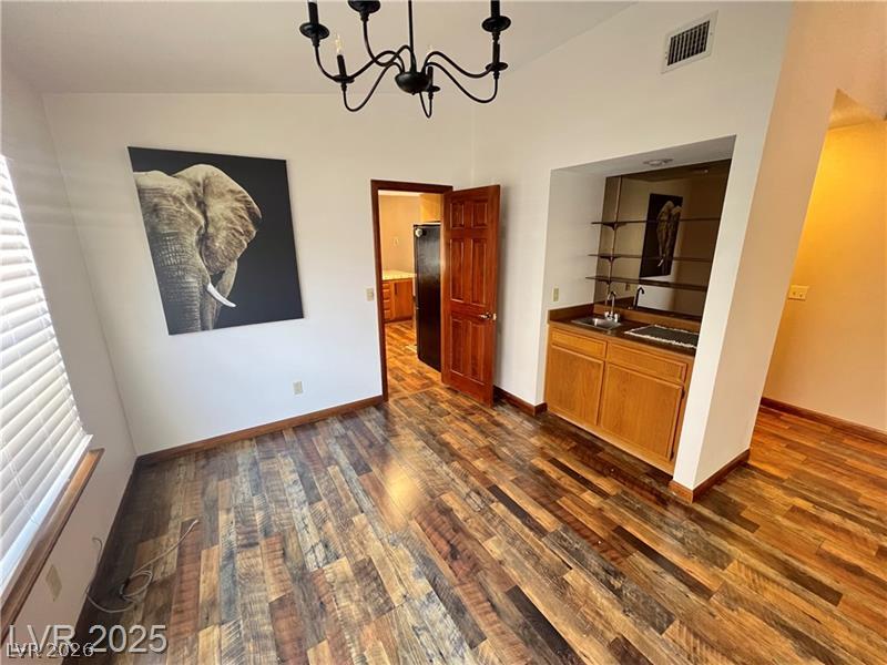 5242 Dickens Drive Property Photo 12
