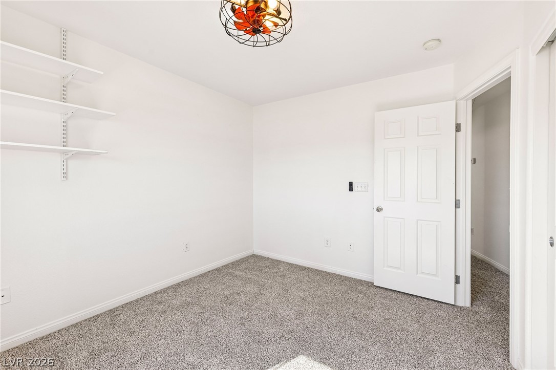 9550 Summer Furnace Street Property Photo 8