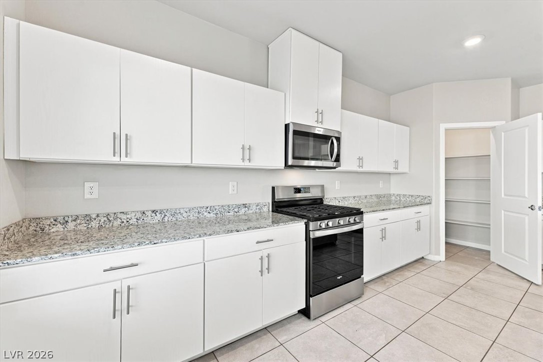 8928 Seal Cove Street Property Photo 5