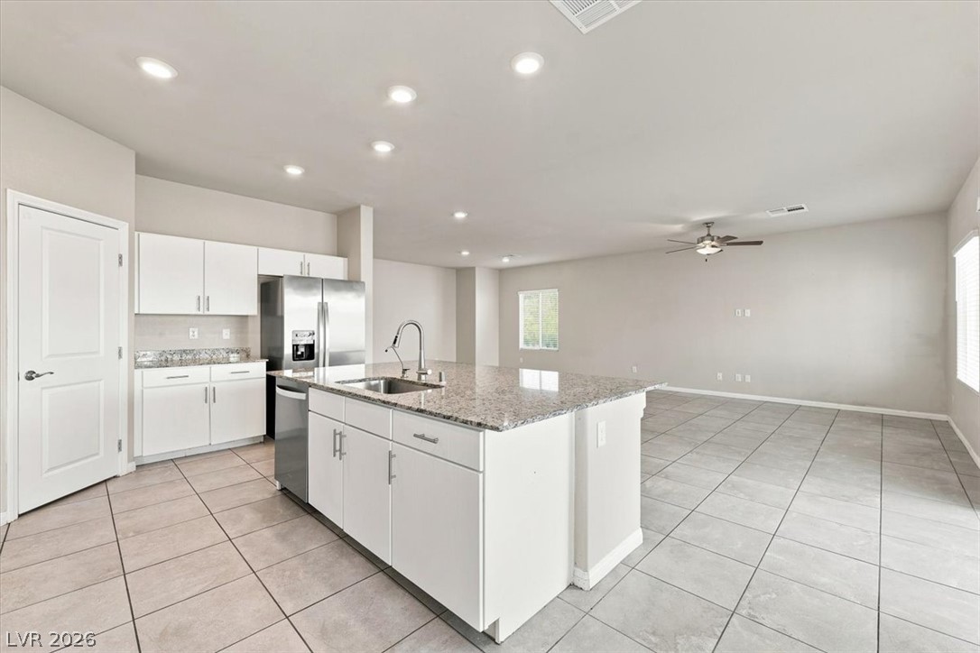 8928 Seal Cove Street Property Photo 6