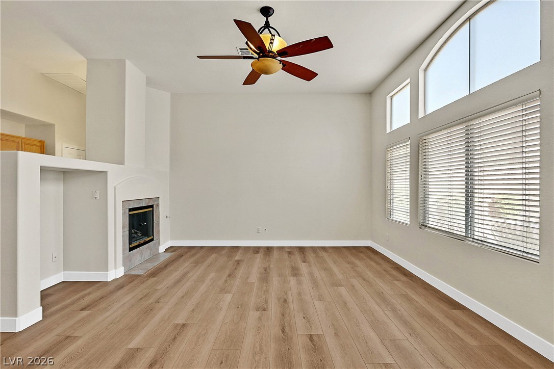 2559 Misty Olive Avenue Property Photo 4