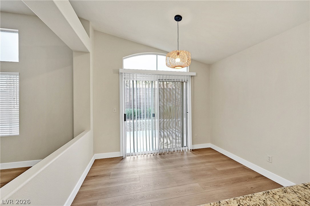 2559 Misty Olive Avenue Property Photo 6