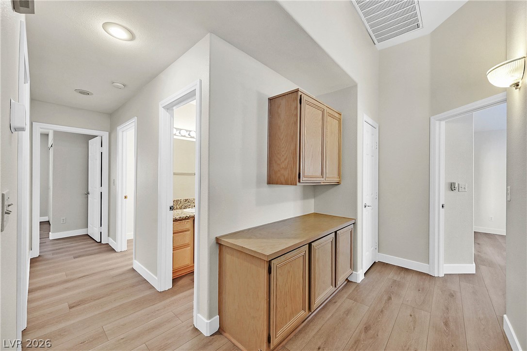 2559 Misty Olive Avenue Property Photo 11