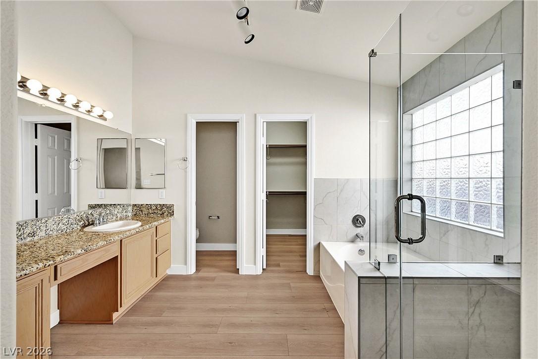 2559 Misty Olive Avenue Property Photo 14