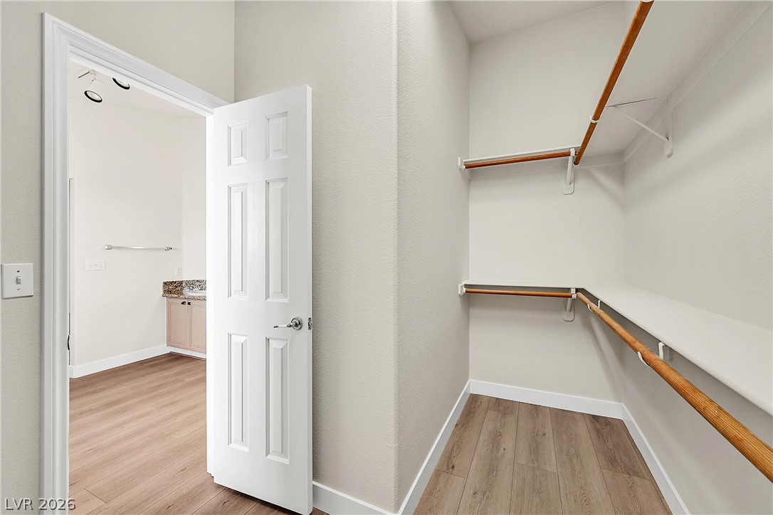 2559 Misty Olive Avenue Property Photo 15