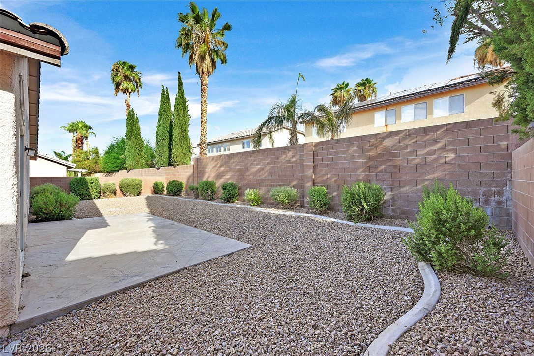 2559 Misty Olive Avenue Property Photo 23