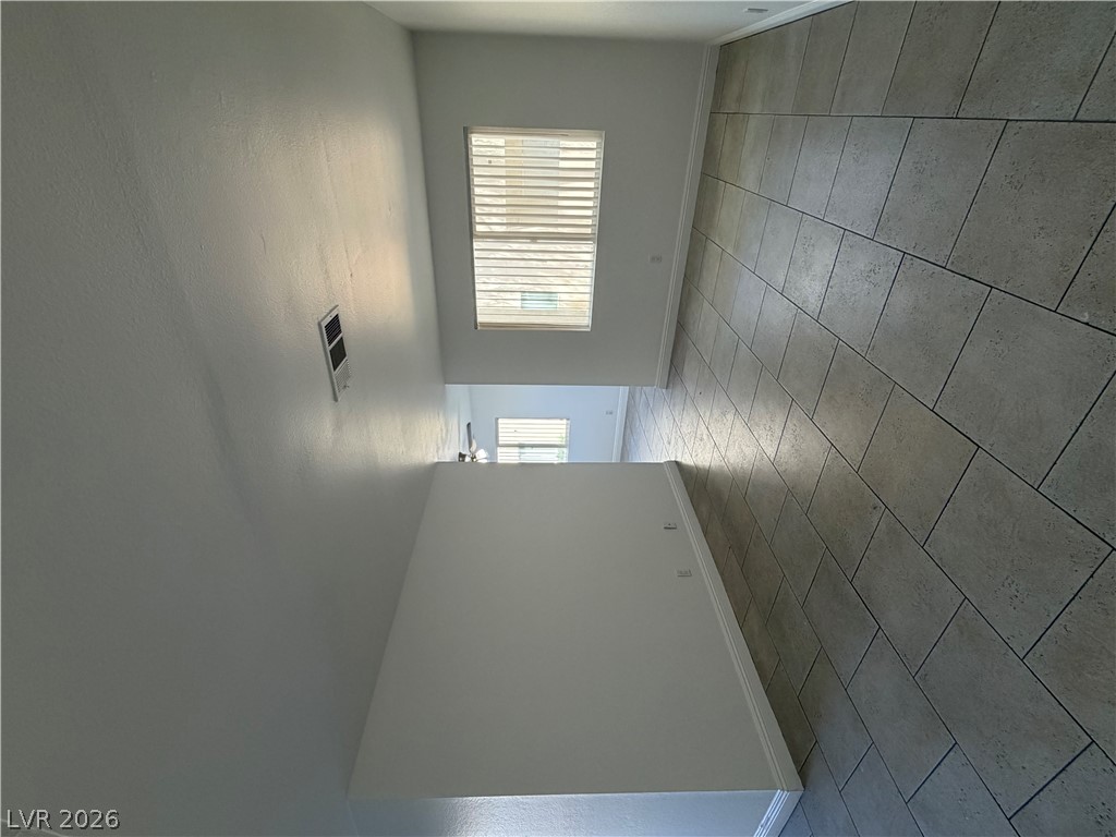 2815737 Property Photo 4