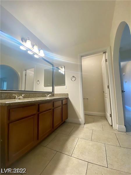 2815737 Property Photo 12