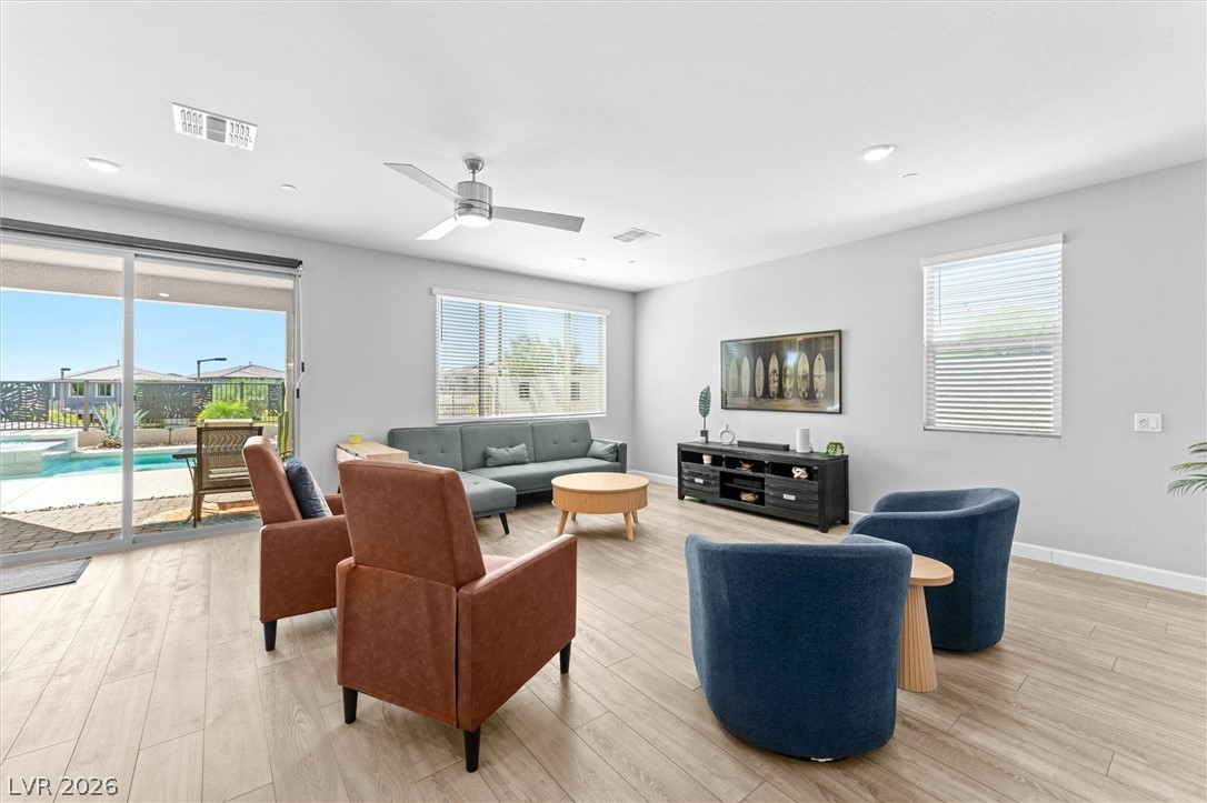 402 Black Turnstone Court Property Photo 14