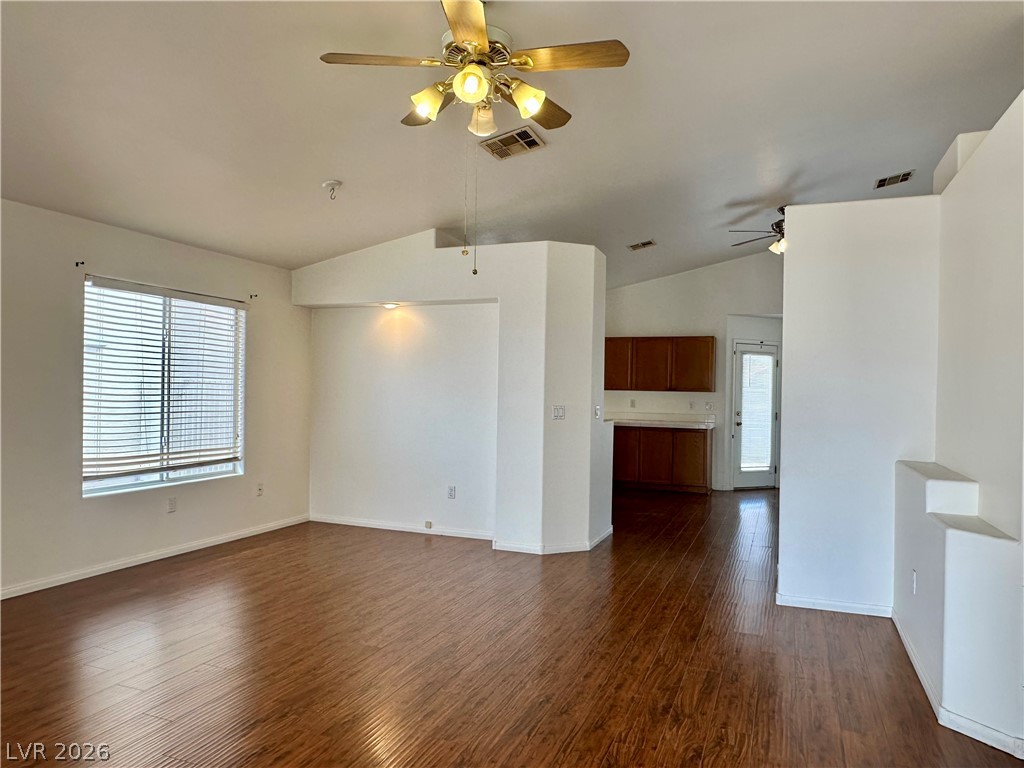 4027 Beauty Secret Drive Property Photo 5