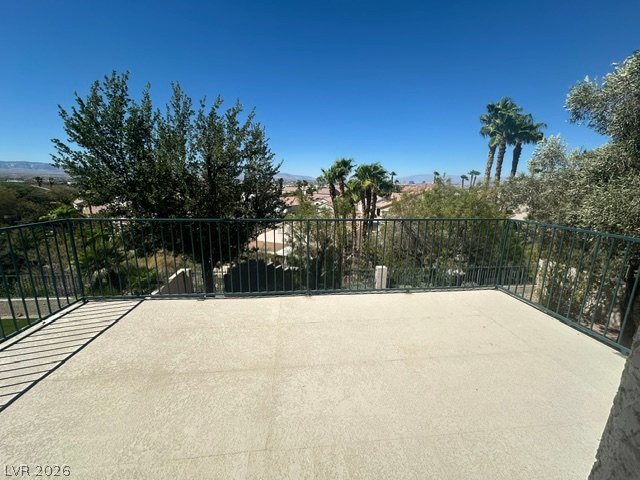 3194 Castle Canyon Avenue Property Photo 14