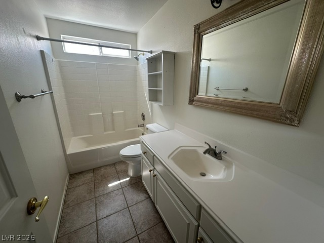 3194 Castle Canyon Avenue Property Photo 15