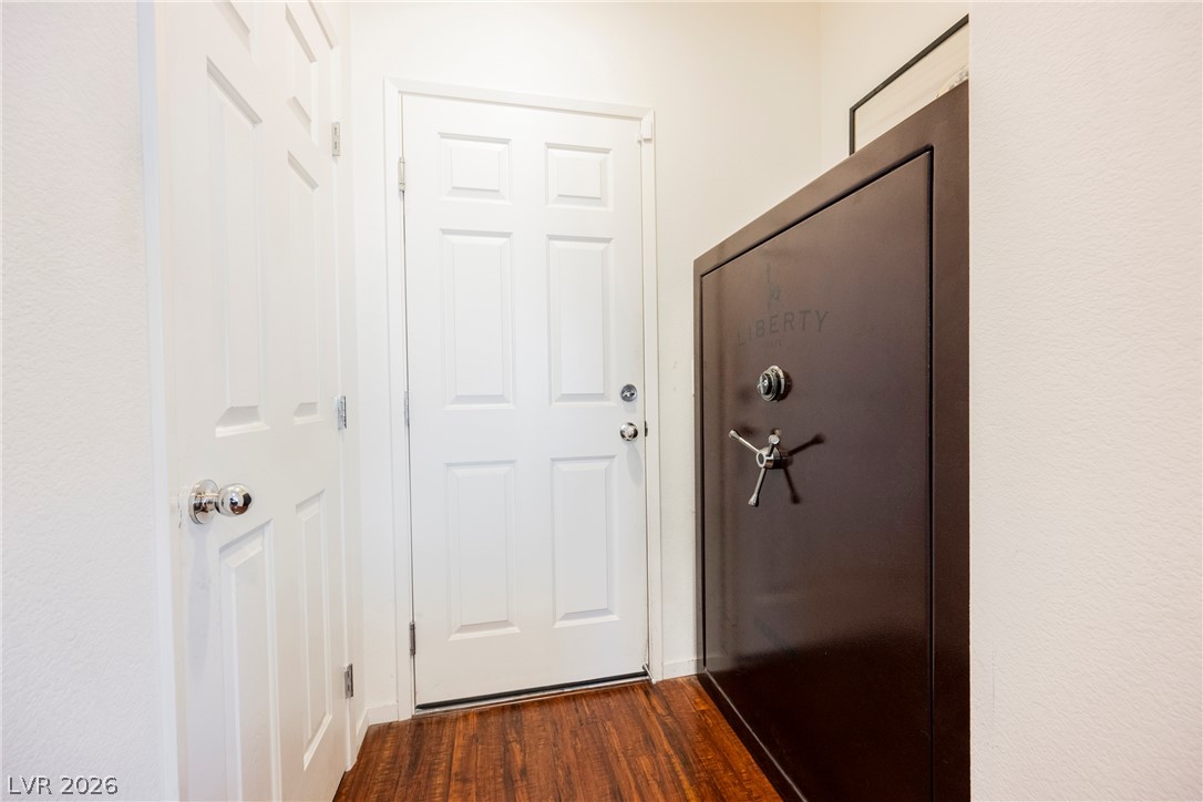 5611 Belgrano Vista Drive Property Photo 17
