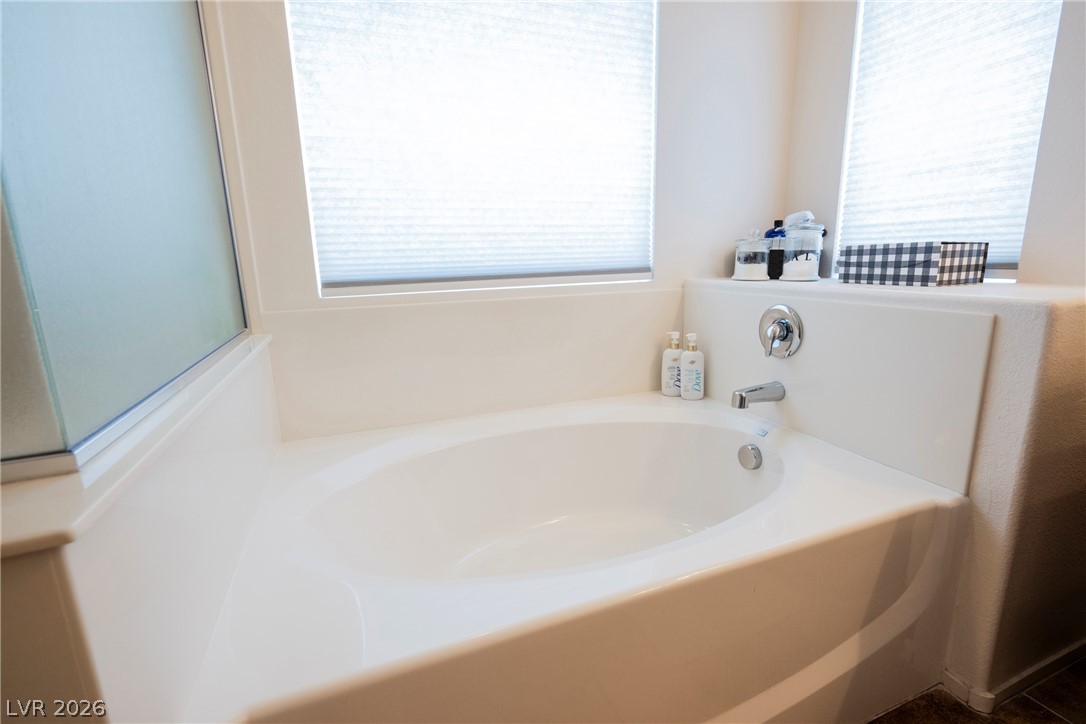 5611 Belgrano Vista Drive Property Photo 23