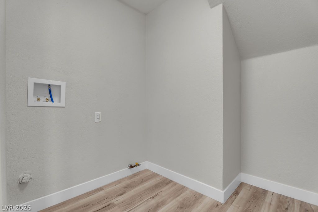 1914 Pintura Circle Property Photo 22