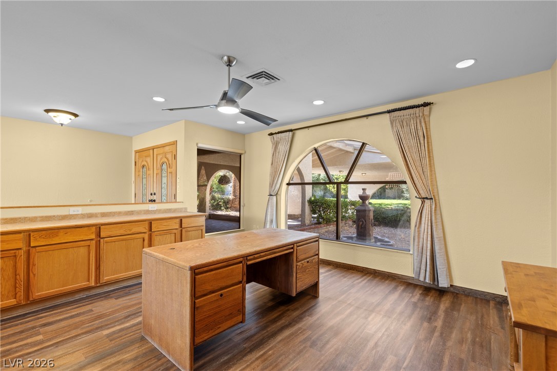 7176 Tomiyasu Lane Property Photo 10