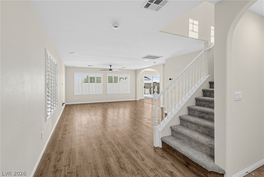 9060 Cedar Door Avenue Property Photo 3
