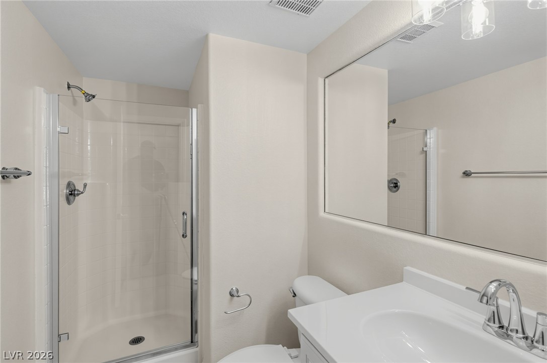 9060 Cedar Door Avenue Property Photo 14