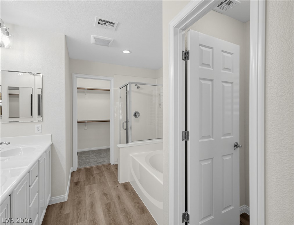 9060 Cedar Door Avenue Property Photo 16