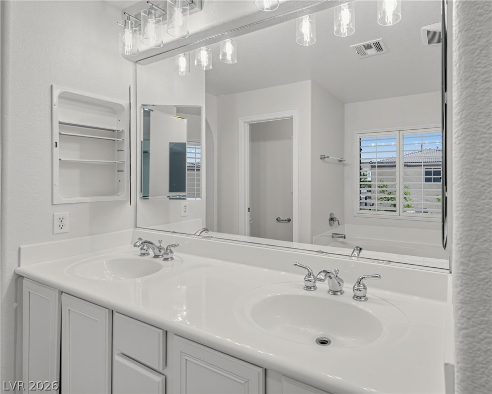 9060 Cedar Door Avenue Property Photo 18