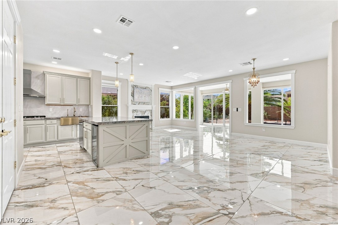 4853 Denaro Drive Property Photo 4