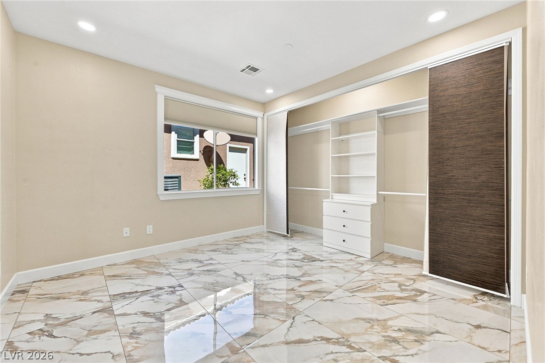 4853 Denaro Drive Property Photo 12