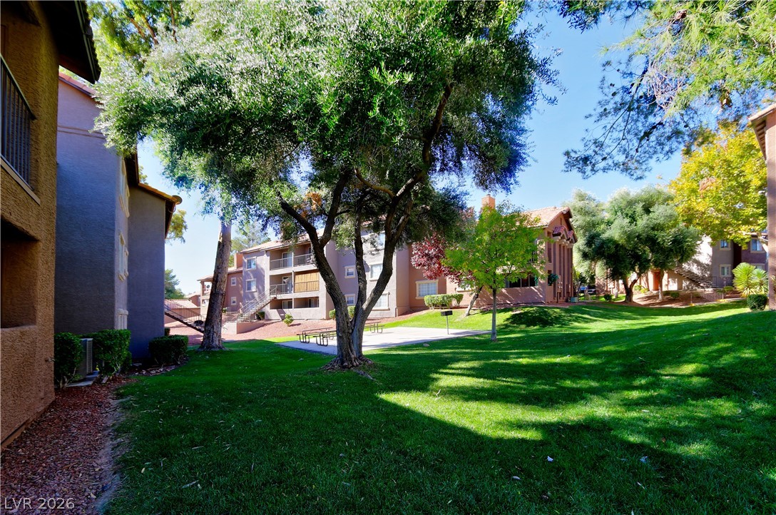 2750 South Durango Drive 2125 Property Photo 20