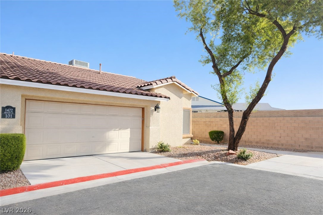 1472 Creslow Court 101 Property Photo 7