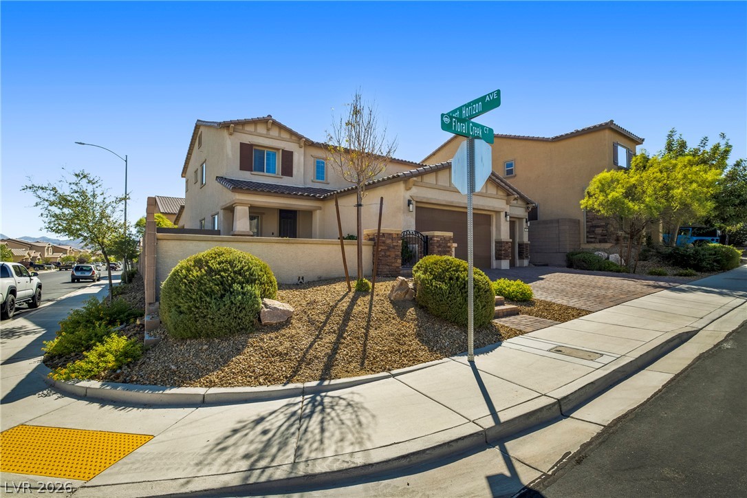 990 Floral Creek Court Property Photo 2