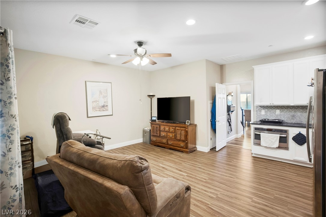 990 Floral Creek Court Property Photo 25
