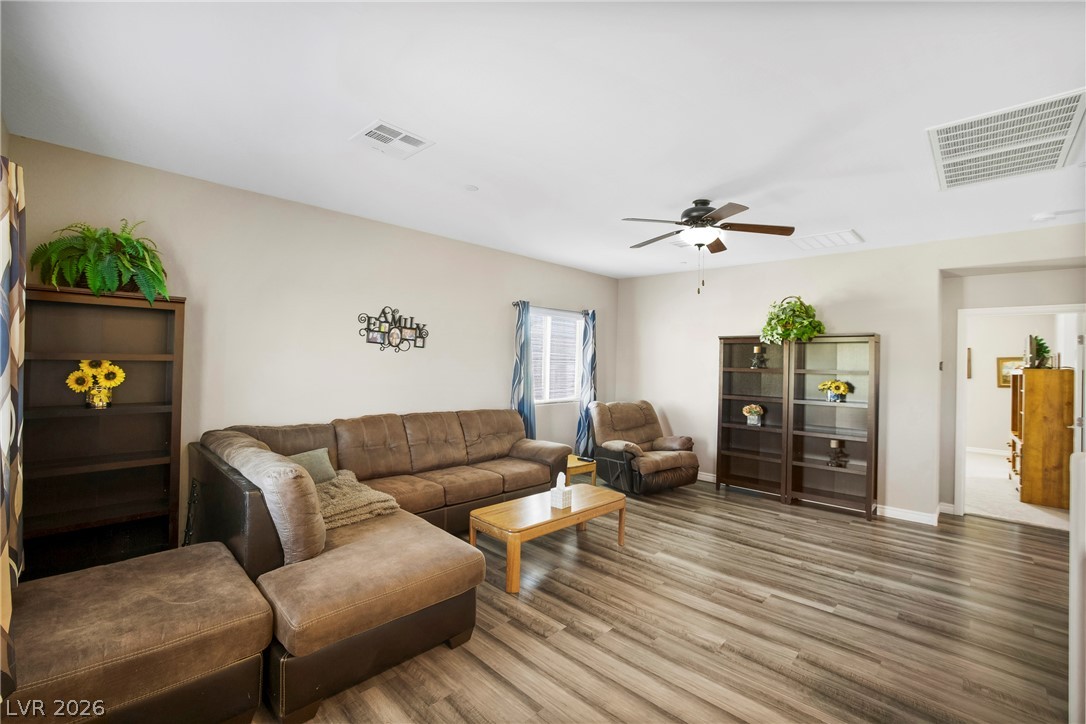 990 Floral Creek Court Property Photo 26