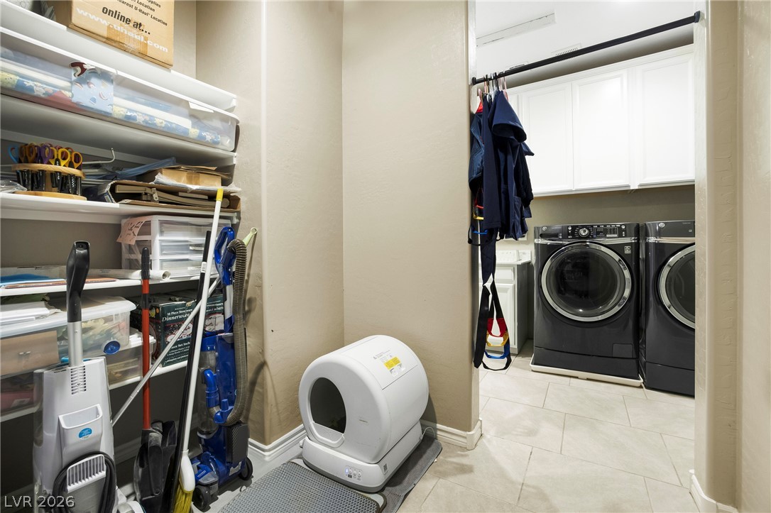 990 Floral Creek Court Property Photo 38