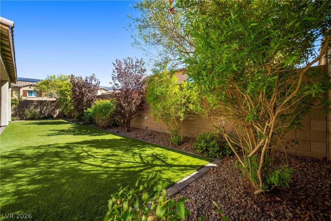 990 Floral Creek Court Property Photo 49