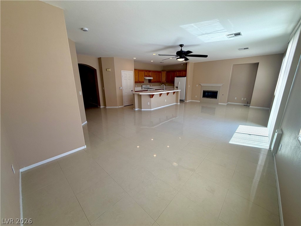 7493 Longhorn Lodge Avenue Property Photo 18