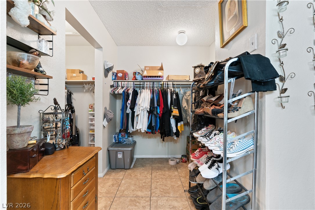 4664 El Canasta Way Property Photo 12
