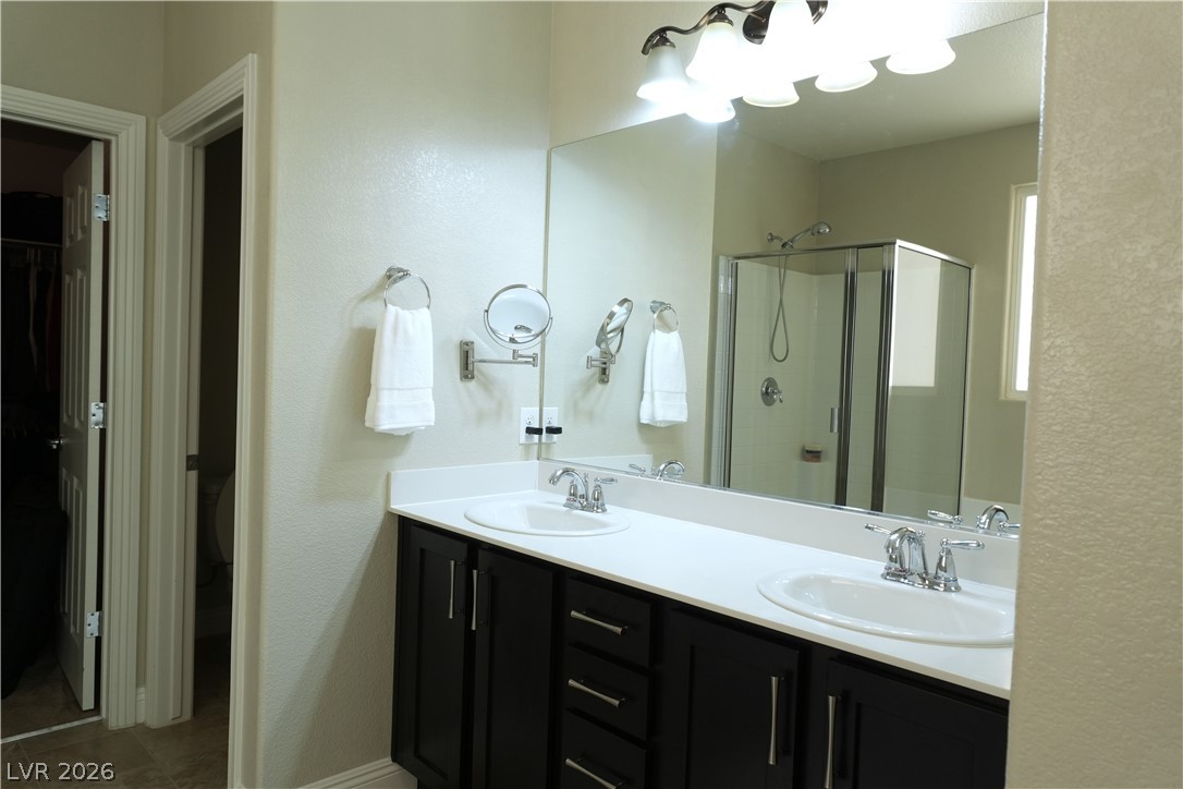 7675 Tierra Montanosa Avenue Property Photo 13