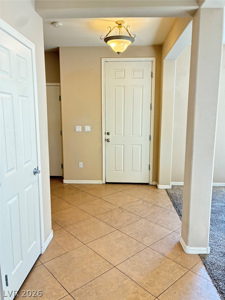 940 Encorvado Street Property Photo 3
